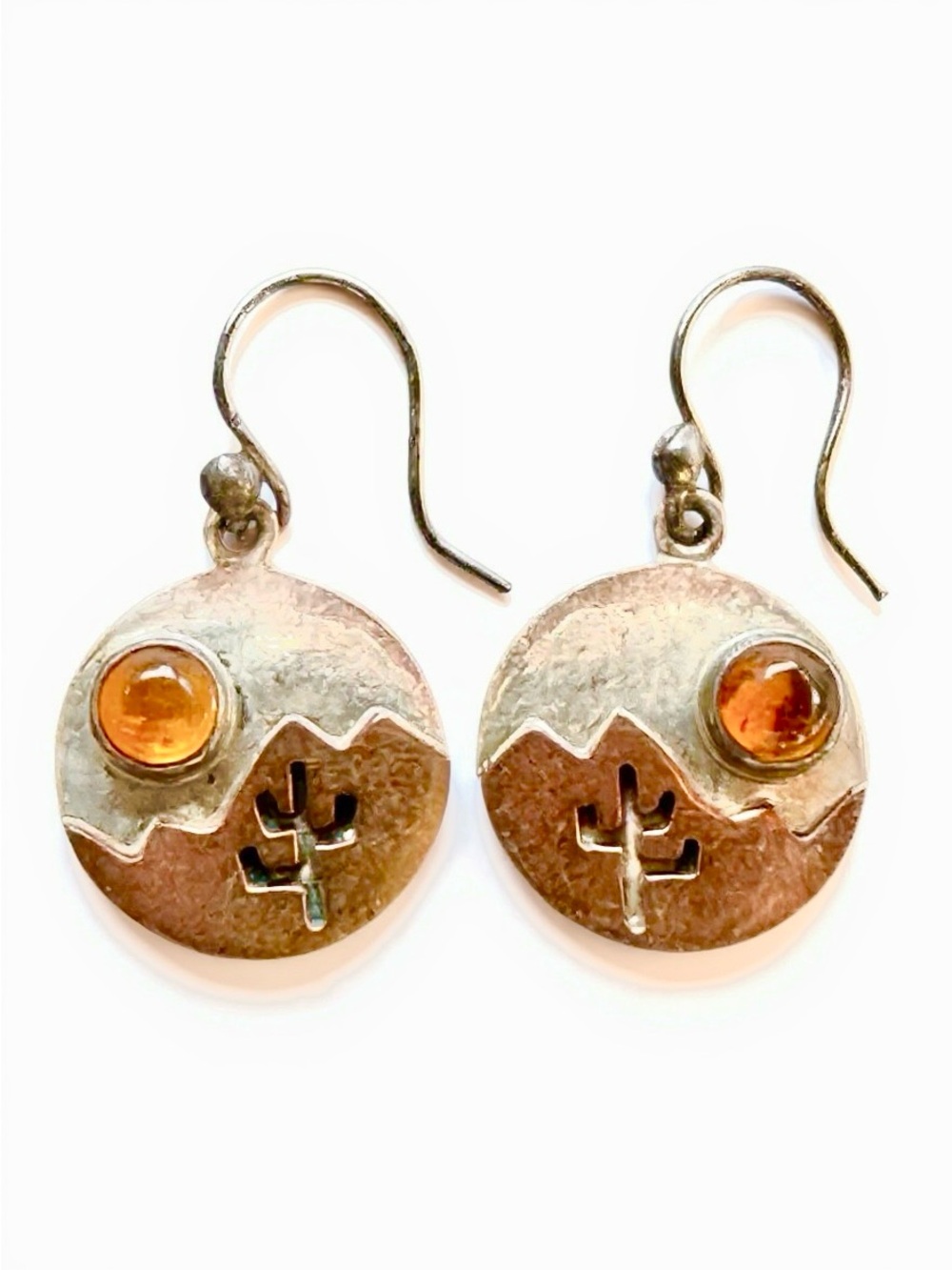 Vintage Southwestern .950 Fine Silver Desert Mountain Amber Earrings Signed "AR"